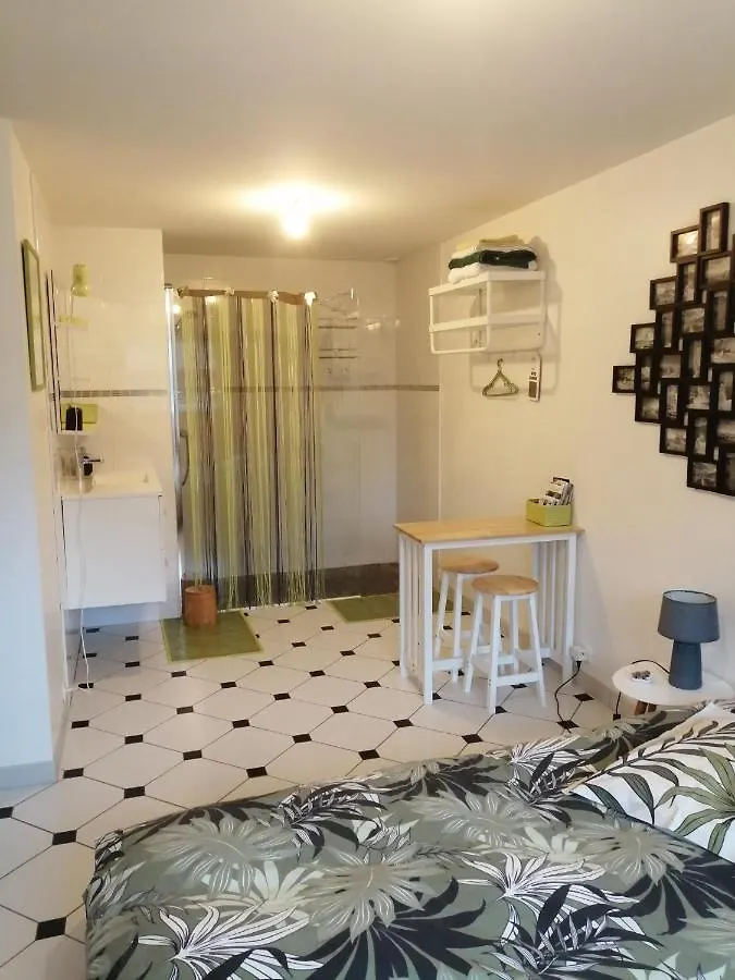Brech Un Dimanche A La Campagne Bed & Breakfast 0*,  フランス
